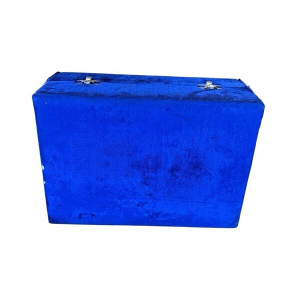 Blue Velvet Jewelry Box - Picture 6 of 8